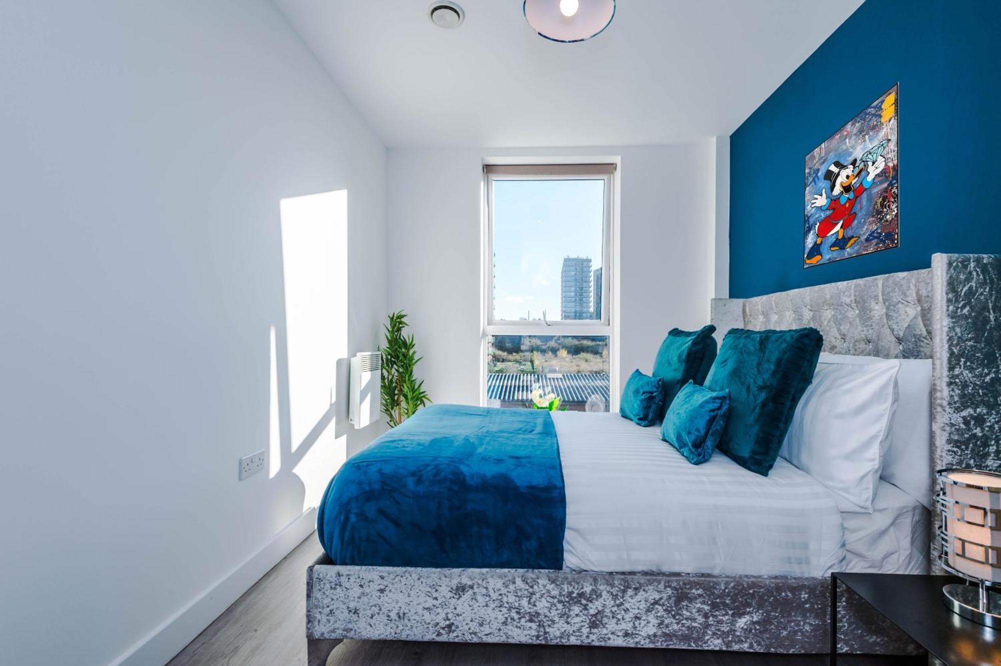 Lux Livin' Apartments - Luxury 5 Bed Apartment Manchester City Centre Экстерьер фото